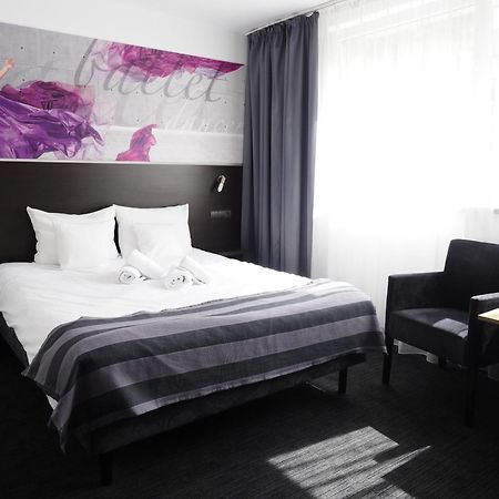B&B Hotel ビトム エクステリア 写真