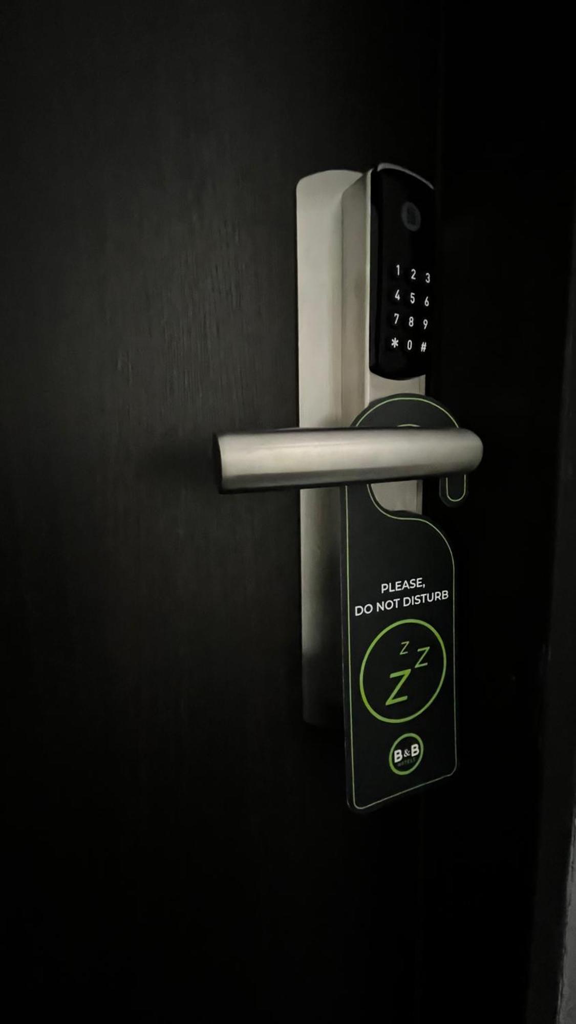 B&B Hotel ビトム エクステリア 写真
