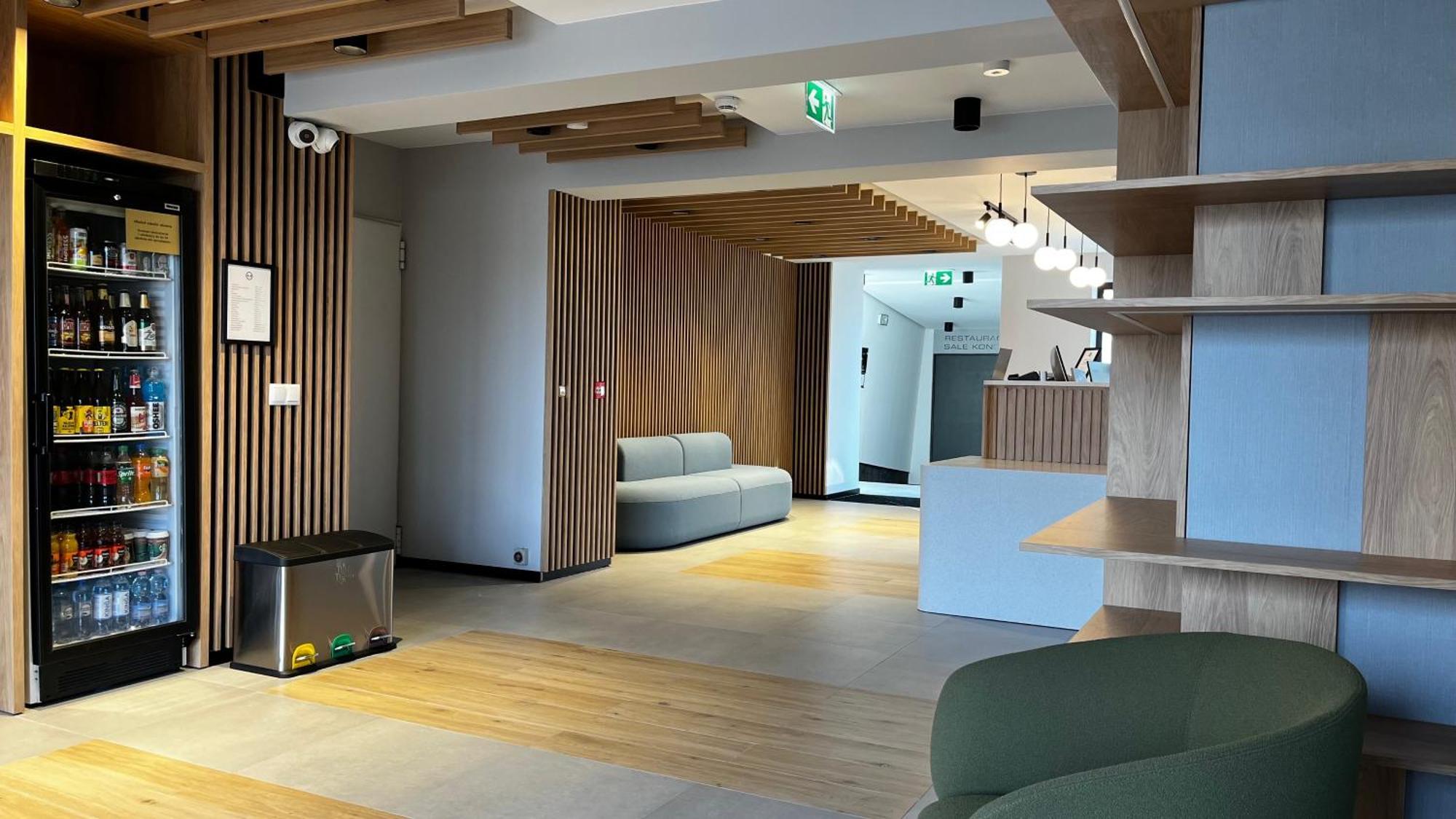 B&B Hotel ビトム エクステリア 写真