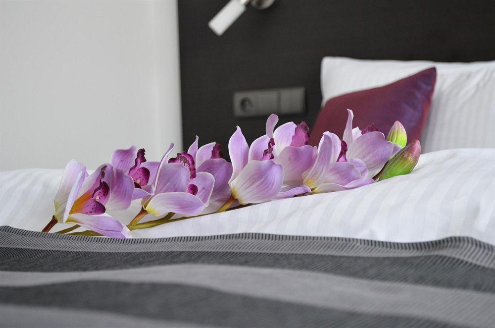 B&B Hotel ビトム エクステリア 写真